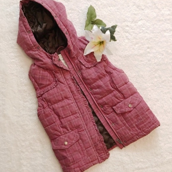 Aeropostale Jackets & Blazers - Aeropostale pink plaid hoodie puffer vest